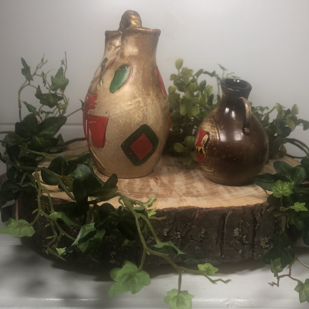 Native American Style Vases (2) - Picture 2 of 9